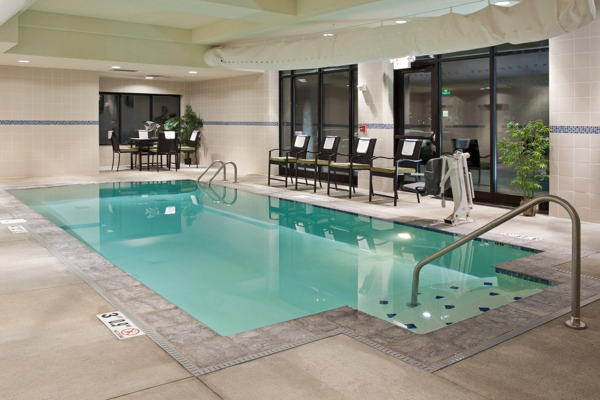 Holiday Inn Columbus-Hilliard By Ihg New Rome Exterior foto
